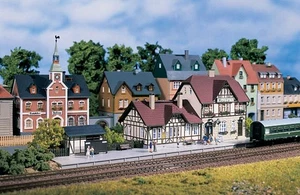 Auhagen 13321 estación Moorbach TT nuevo embalaje original - Imagen 1 de 1