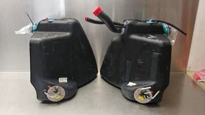 Chevrolet Corvette 1997-1998 C5 OEM conductor izquierdo y pasajero derecho tanque de gasolina Foto 1 de 4