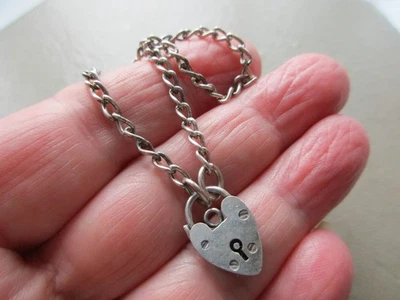 ANTIQUE VINTAGE OLD STERLING SILVER WJS PADLOCK CLASP CURB CHAIN CHARM BRACELET - Image 1 of 4
