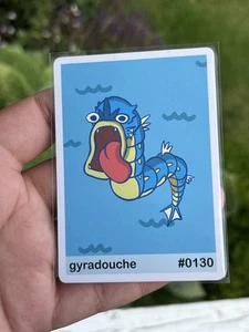 Pokémon Pookiemoot Karte Gyradouche #0130 Parodie Gyarados Fan Art - Bild 1 von 2