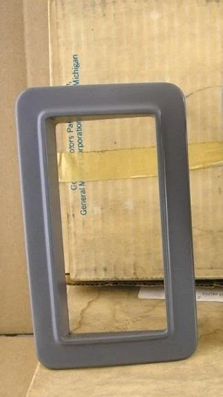 Pontiac Grand Prix 1973 1975 NOS lámpara marcadora bisel mano izquierda, 488249 Foto 1 de 1