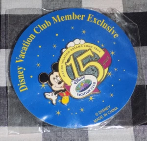 Spilla esclusiva 15 anni Disney Vacation club soci parchi Disneyland - Foto 1 di 1