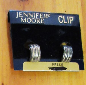 VTG JENNIFER silver tone metal Clip On Non-pierced cuff hoop Earrings on a card
