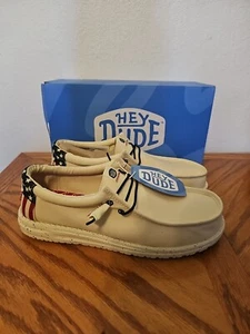 NEW IN BOX Hey Dude Wally Americana Size 12 - Picture 1 of 12