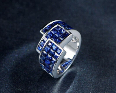 Anillo de boda de cóctel de canal de 2,4 quilates con zafiro simulado de oro blanco de 14 quilates para hombre Foto 1 de 4