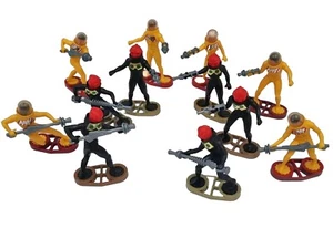 Figuras de juguete de astronautas amarillos y extraterrestres negros de Gran Bretaña 1980 SPACE STARGARD - Imagen 1 de 23