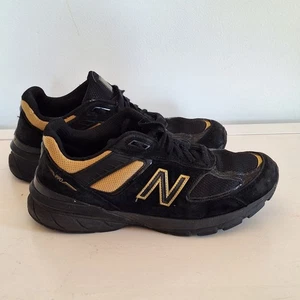 New Balance 990v5 Made In USA Sneakers Uomo Nero Oro Taglia 8 - Foto 1 di 7