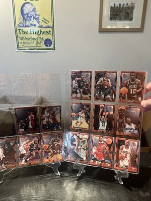 Juego completo de baloncesto Topps 1994-95 en relieve #1-121 (Jordania en #45) Foto 1 de 4