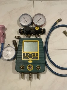 REFCO Digimon Two Valve Digital Manifold HVAC w/ Hoses - Picture 1 of 12