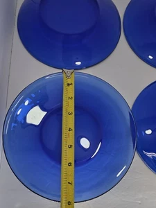 Kobaltblau Glas Salat/Dessertteller 8" 4er Set Markenlos, aber schön - Bild 1 von 11