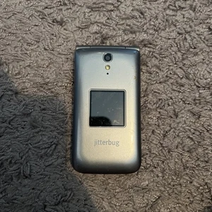 4 Unlocked Alcatel Jitterbug 4043S, Phone, Silver - Picture 1 of 3