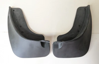 Juego de protectores contra salpicaduras moldeados traseros GM 12499168 Buick LaCrosse 2005-2007 - NUEVO OEM  Foto 1 de 4