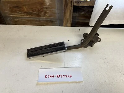 Conjunto de pedal de gasolina Ford Galaxie 500 1973 fabricante de equipos originales Lincoln Town Car D3AA-9A799AB Foto 1 de 4