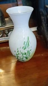 Vintage Caithness Glas Vase in einwandfreiem Zustand 5" hoch - Bild 1 von 4