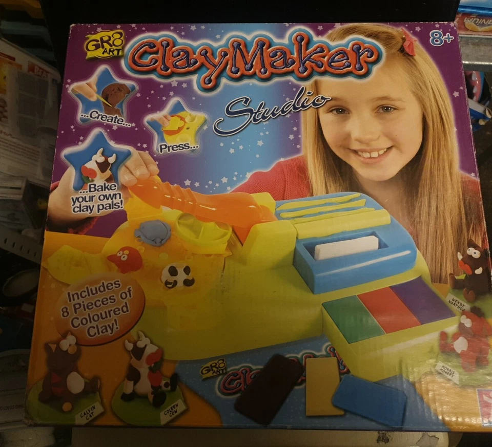 082. Claymaker Studio By Gr8 Art. New - Image 1 of 1