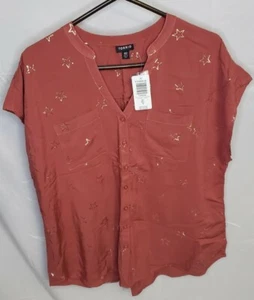 New Wens Torrid Red Star Challis Dolman Short Sleeve Shirt Size 00 M/L 10 NWT - Picture 1 of 5