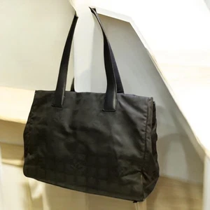 Nuevo Bolso de Mano Chanel Travel Line Nylon Negro CC Auténtico de Japón - Imagen 1 de 17