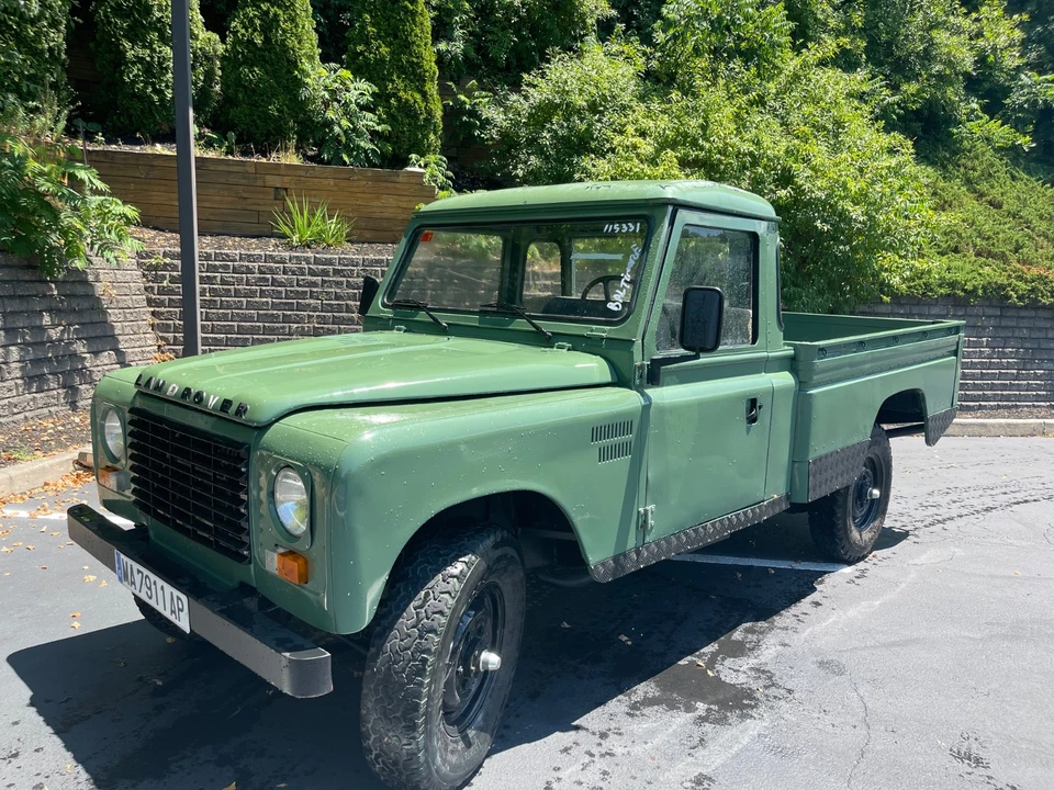 1989 Land Rover Defender  - Image 1 of 4