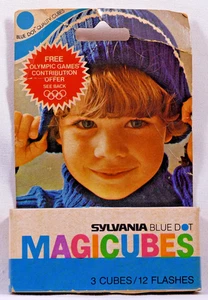 1-Box x 3 Sylvania Flash Cubes BLUE DOT MAGICUBES Vintage Camera NEW 91242 - Picture 1 of 2