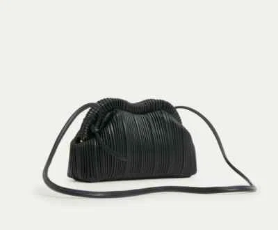 Bolso clutch Mansur Gavriel Baci de cuero plisado - negro (origen $695) Foto 1 de 4
