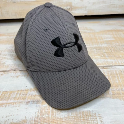 Gorra de béisbol Under Armour Blitzing II para niños gris ajustada malla bordada talla única Foto 1 de 4