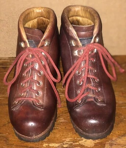 Vasque Highlander 7526 Size 6M Vintage Women’s Oxblood Red Leather Boots Italy - Picture 1 of 22