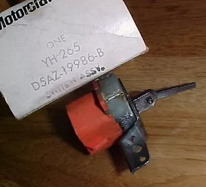 1975Ford Switch Assy D5AZ 19986-B - Picture 1 of 1