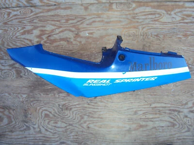 PANEL DE ASIENTO SUZUKI RGV250 VJ21 L/H RGV Foto 1 de 4