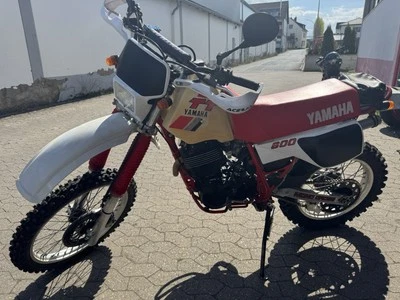 Yamaha TT 600 Baujahr 1987 - Bild 1 von 4