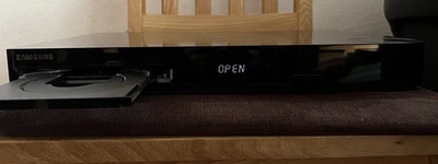 Samsung BD-F8500  HD-Recorder Twin Tuner 3D Blu-ray Player (DVB-C / DVB-T Tuner) - Bild 1 von 4