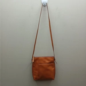 Hobo International Alessa Leather Crossbody Bag In Butterscotch Adjustable Strap - Picture 1 of 18