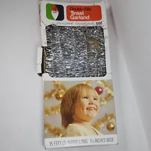 Vintage 1970 Double * Glo Lametta Girlande 15 Fuß x 1,5 Zoll Originalkarton unbenutzt hergestellt in den USA - Bild 1 von 4