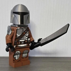 Large Brick Mandalorian Figure | Custom Sci-Fi Bounty Hunter | Display Mode - Picture 1 of 3