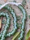 Perles de verre vert africain [76714]