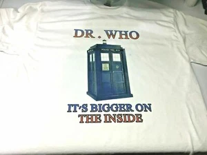 MEDIUM DR.WHO Superheroes T-Shirt - Picture 1 of 2