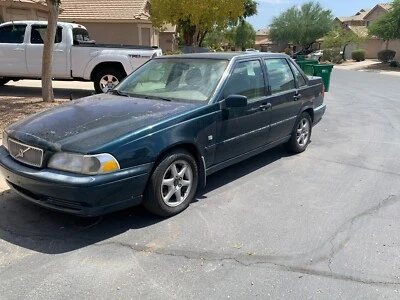 Volvo S70 1999 modelo base sedán 4P usado Foto 1 de 4