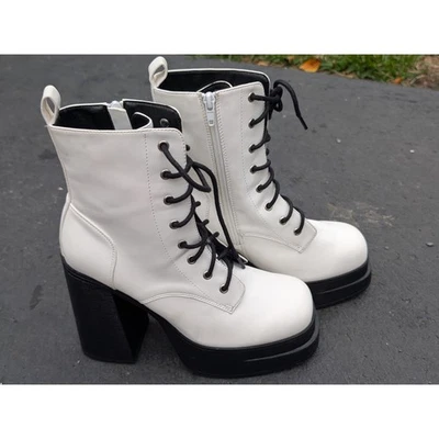 Botas de plataforma Madden Girl para mujer de cuero sintético altas de tacón grueso talla 9 Bratz Foto 1 de 4