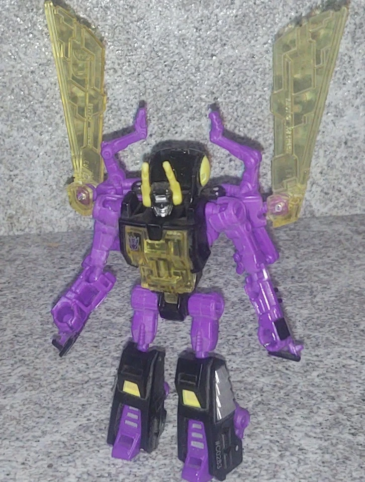 Transformers Titans Return KICKBACK Complete Legends generations Insecticon - Image 1 of 4