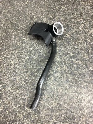 Harley Davidson FLHT CUI Electra Glide 2005 горловина носика масляного наполнителя 433 - Изображение 1 из 4