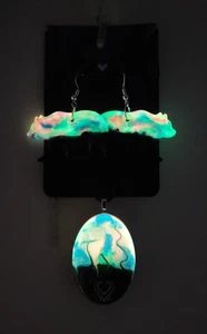 Handmade Uv Resin Northern Lights Bear Earrings & Oval Pendant Glow-in-the-dark  - Picture 1 of 4