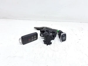 Volvo V40 2013 Diesel Ignition barrel lock 30659639 LGI74296 - Picture 1 of 7
