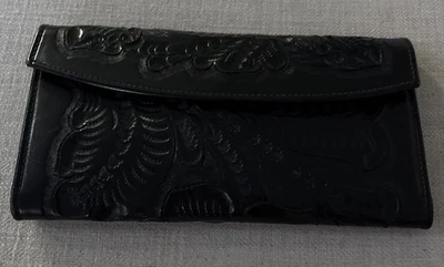 VNTG Arve Tooled Floral Black Leather Wallet Red Inside Mirror Zippered Pocket - Image 1 of 4