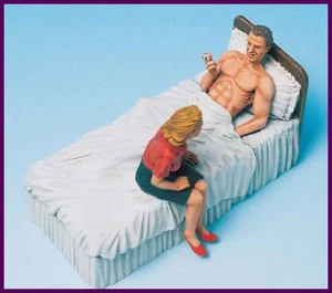 Kit Modelo 1/35 Kit Resina Soldado y Novia con Cama - Imagen 1 de 24