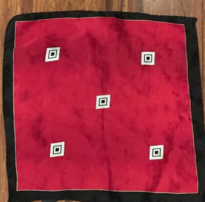 Pre own STACY ADAMS mens 100% Silk Hand Rolled 17"x 17" Pocket Square - Imagem 1 de 2