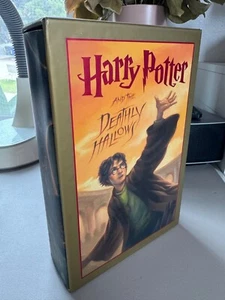 Deluxe Edition Slipcover Harry Potter and the Deathly Hallows JK Rowley Hardback - Imagen 1 de 11
