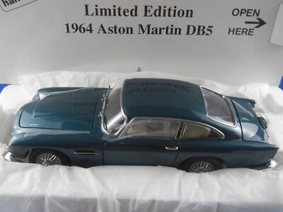 Danbury Mint 1964 Aston Martin DB5 Limited Edition 1:24 Diecast Foto 1 de 4