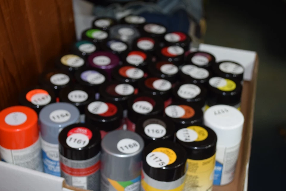 TESTORS and MODEL MASTERS SPRAY PAINT over 75 colors sold individually