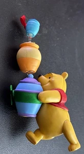 Hallmark Ornament - "Sweet Christmas Smackerels" Collezione Winnie the Pooh 2008 - Foto 1 di 6