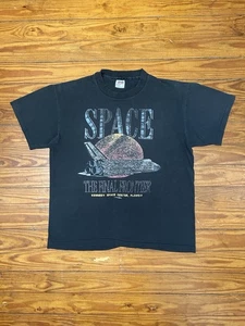 Vintage 90’s Space The Final Frontier Shirt, NASA, Kennedy Space, Faded Tee, Old - Picture 1 of 6
