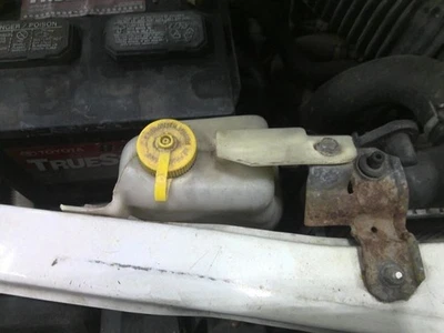 Depósito de refrigerante compatible con 98-04 FRONTIER 272568 Foto 1 de 4